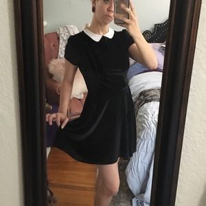 Wednesday Addams black velvet collar dress